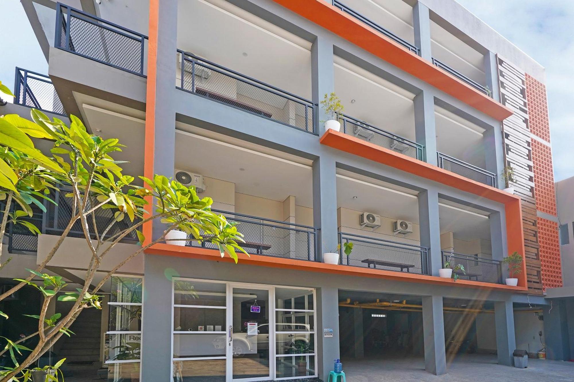 Capital O 1898 Louise Place Cianjur Exterior photo