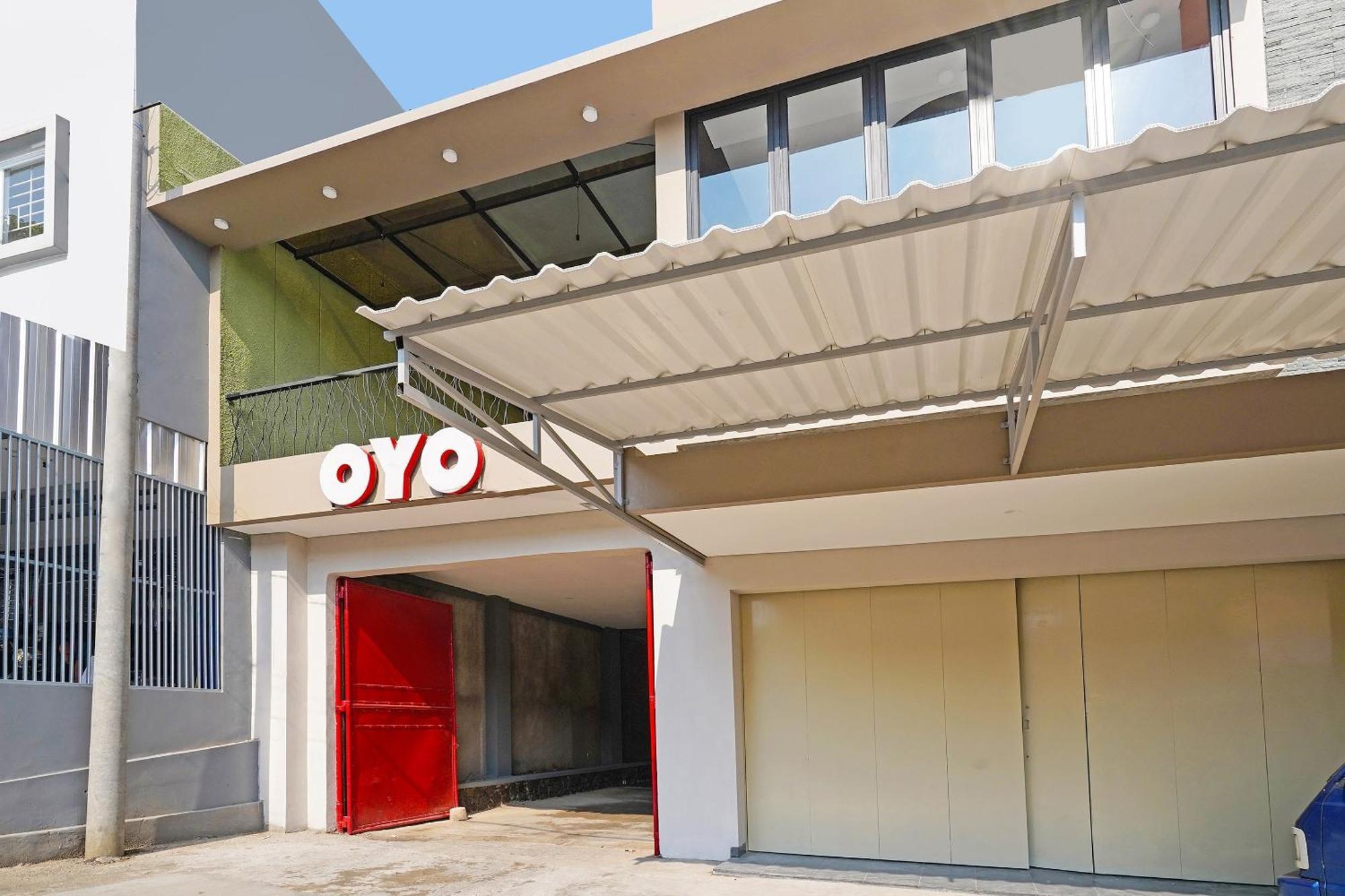 Capital O 1898 Louise Place Cianjur Exterior photo